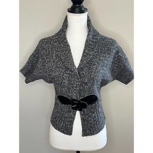 Derek Heart Sweater with Accent Belt Size L‎